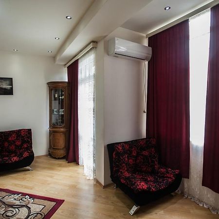 Sunny Apartments. Tbilisi. 300 Aragveli المظهر الخارجي الصورة