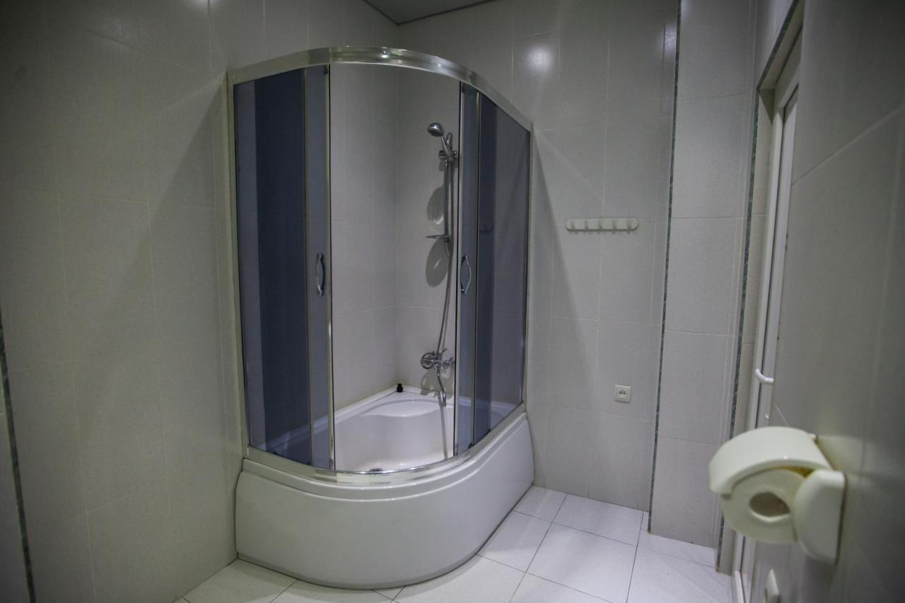 Sunny Apartments. Tbilisi. 300 Aragveli المظهر الخارجي الصورة